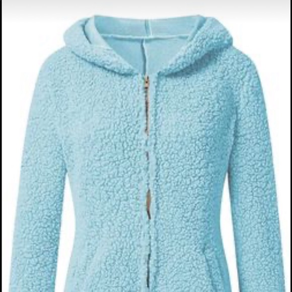 Fleecey Sherpa Ear Hooded Romper - new! ✨😍 - Picture 3 of 14